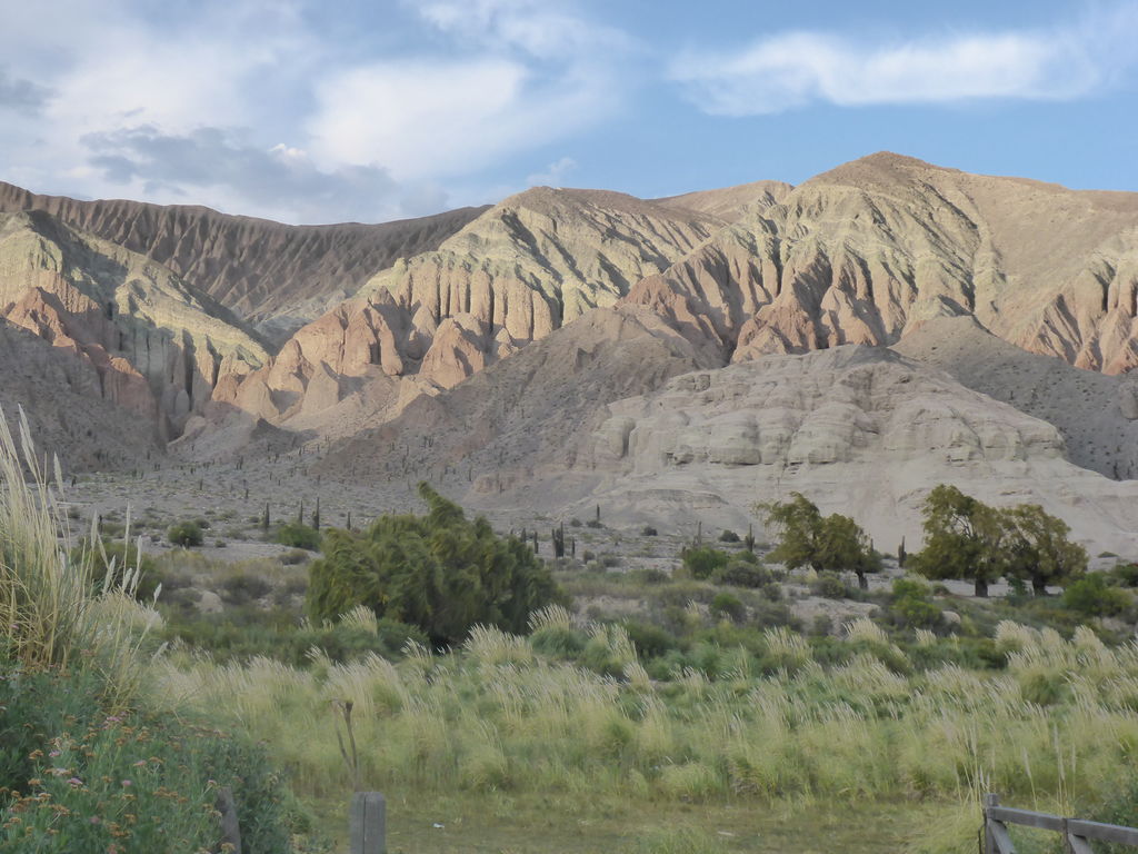 Abwärts in der Quebrada von San Antonio de los Cobres nach Salta